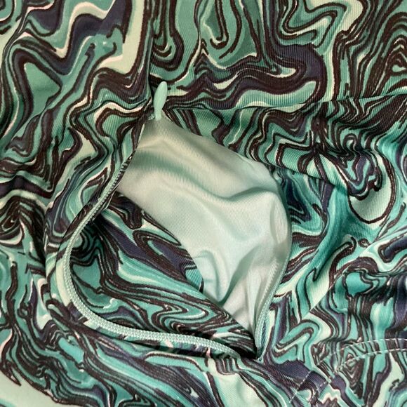 New with tag Oxford Golf skirt with shorts under size M - Picture 3 of 3